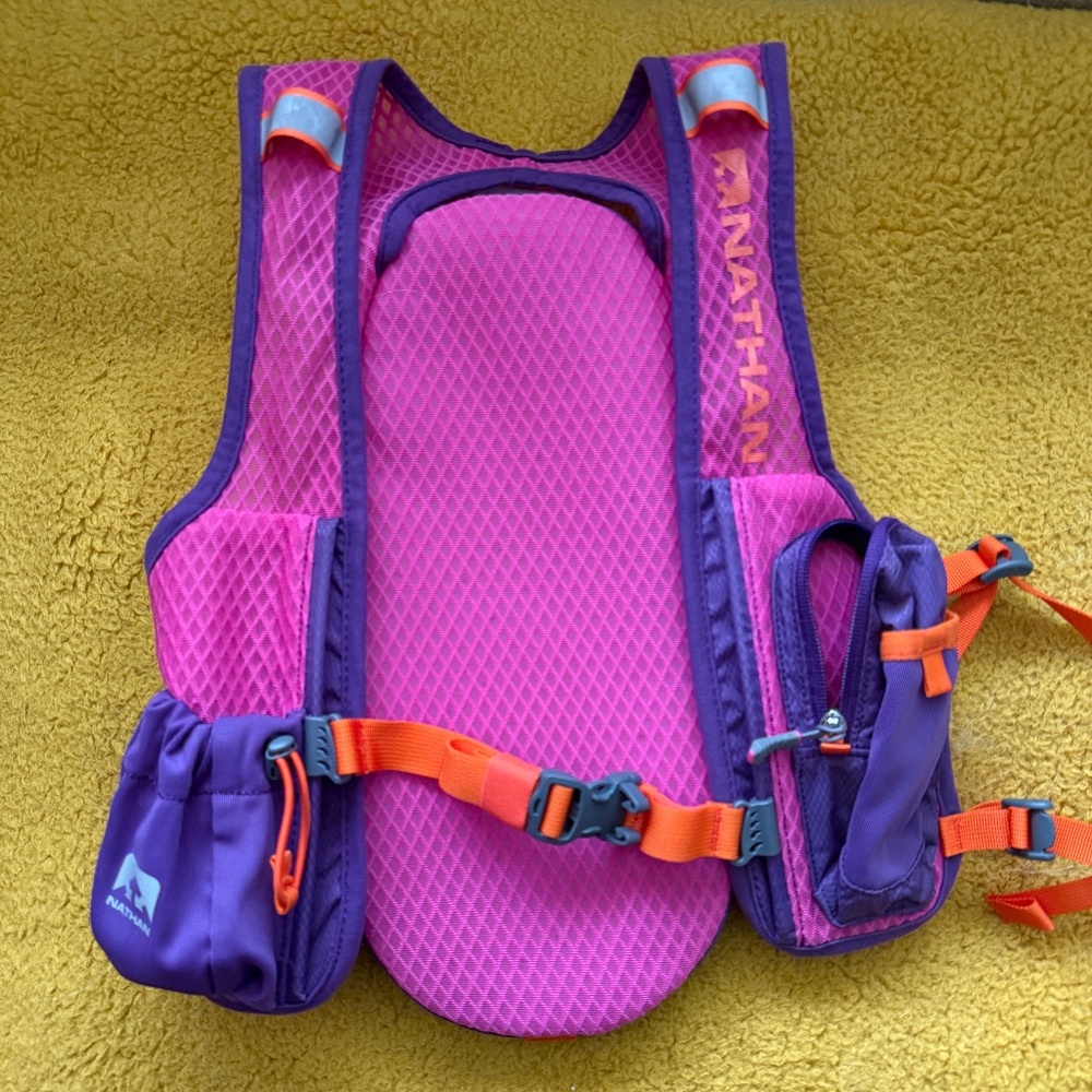 Nathan Hydration Vest